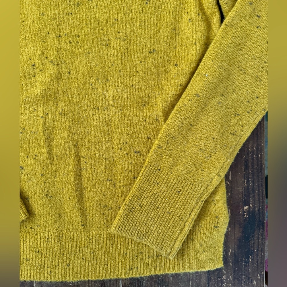Old Navy Marled Crewneck Sweater - Picture 2 of 6